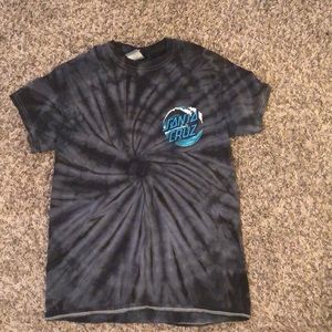 Barely worn Santa Cruz t-shirt.